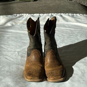 Ariat cowboy boots little kids size 11